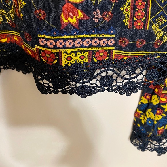 H&M Top - Picture 5 of 12